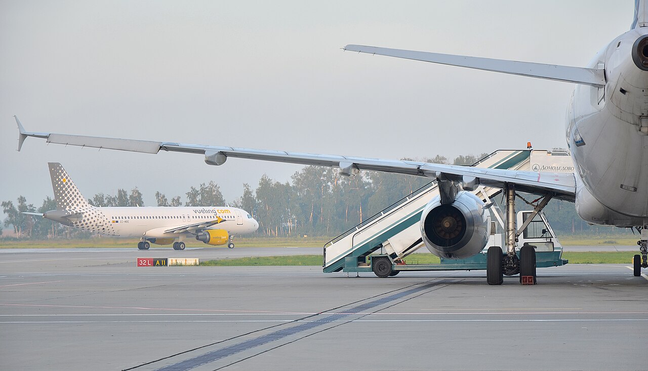 EC-MBE