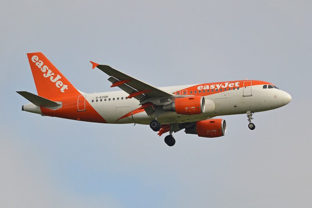 G-EZGR