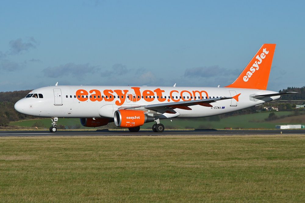 G-EZWA
