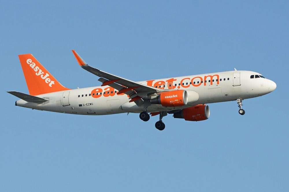 G-EZWU
