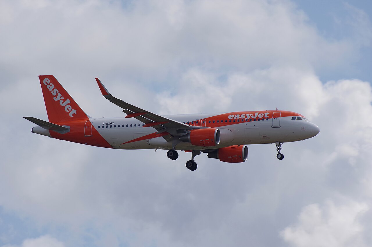 G-EZGX