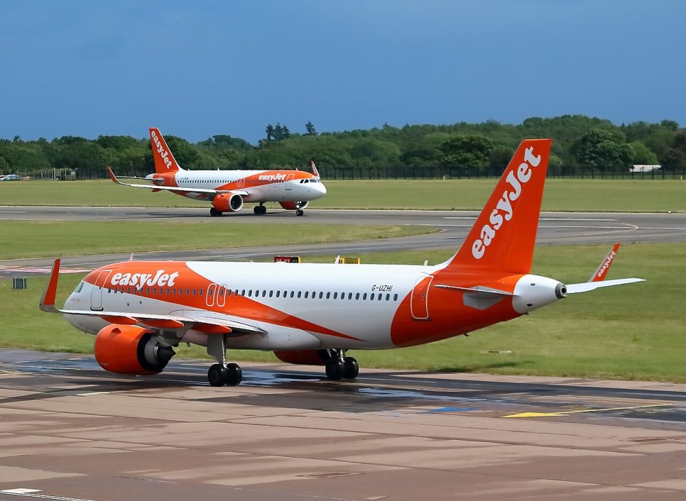 G-UZHW