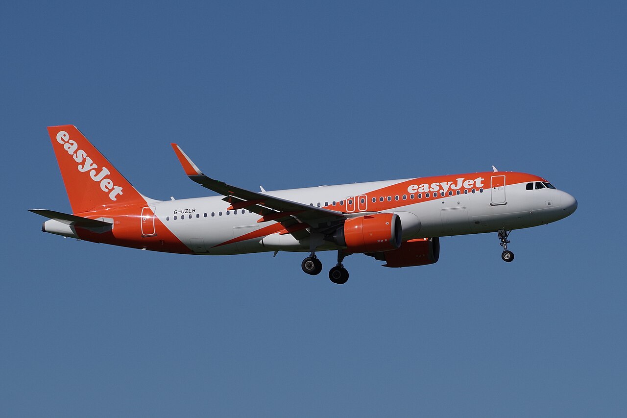 G-UZLB