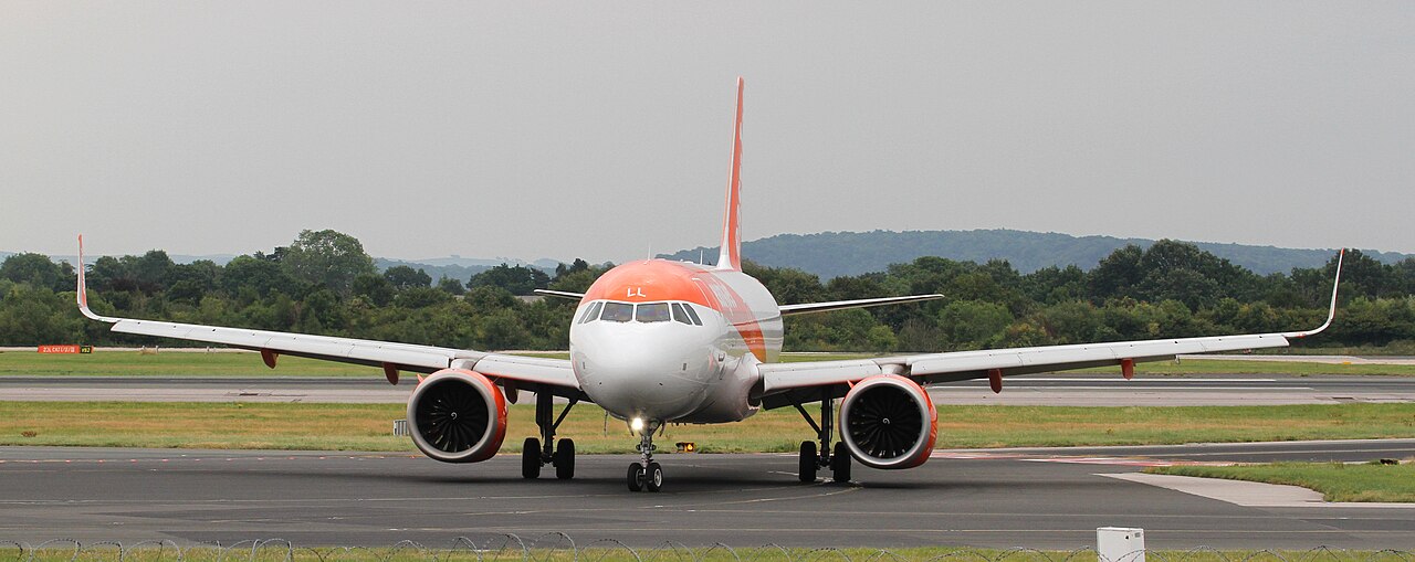 G-UZLL