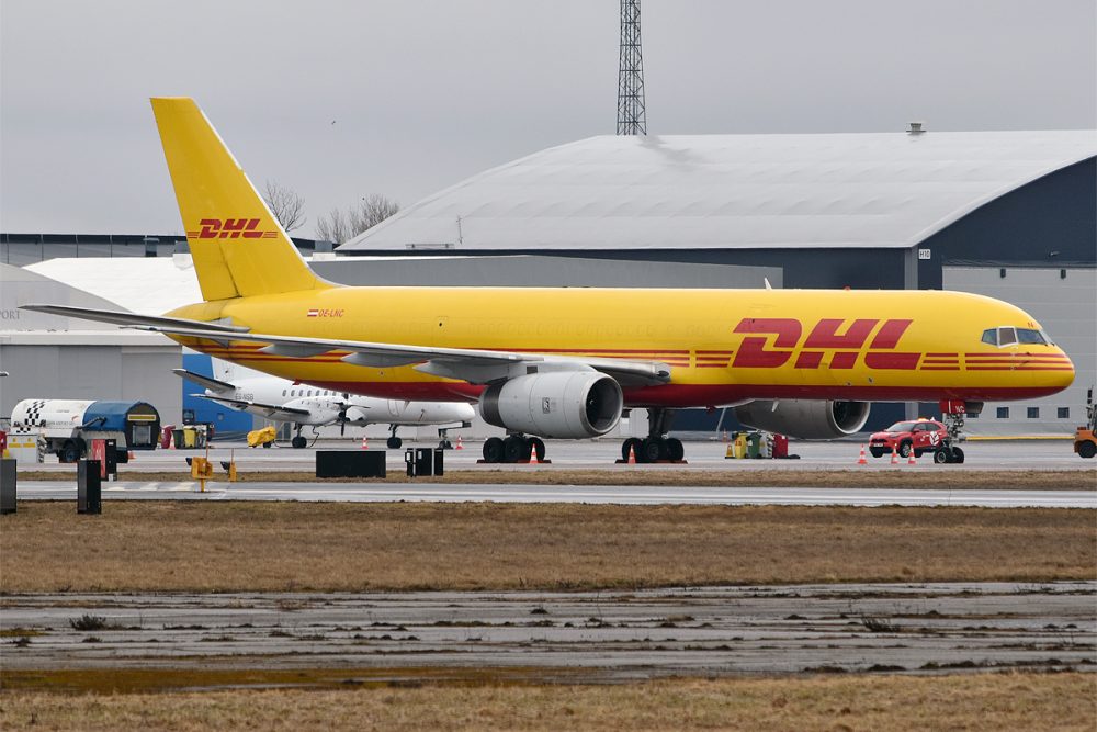OE-LNC — B752