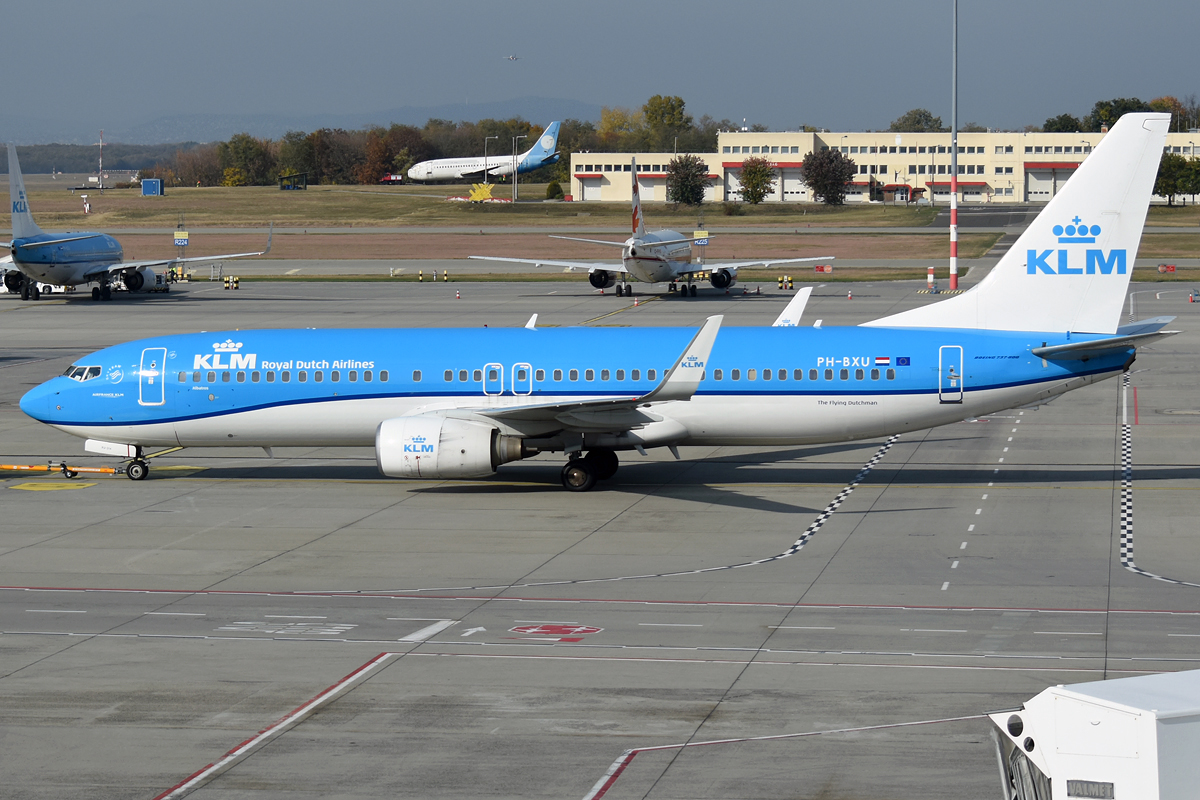 PH-BXU