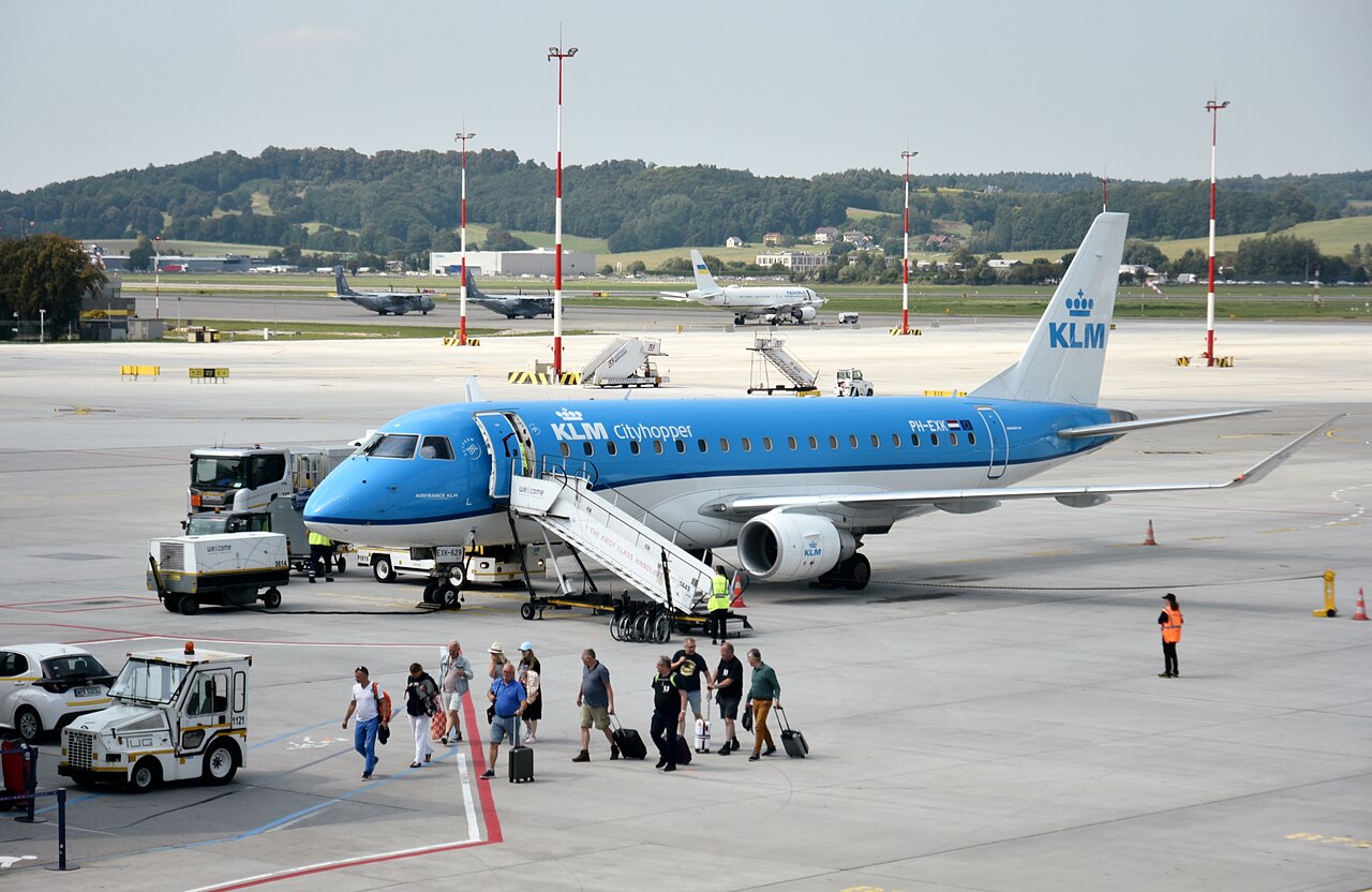 PH-EXK
