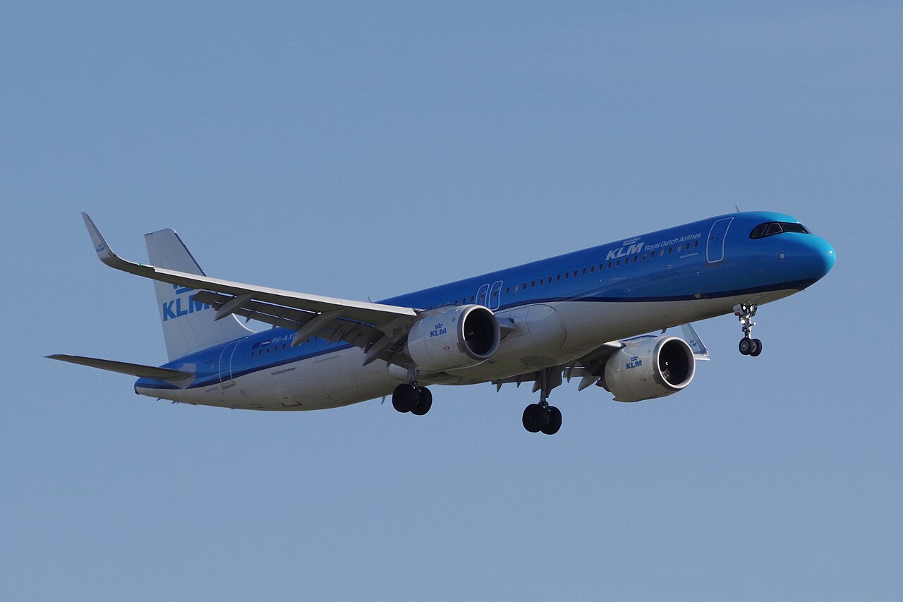 PH-AXC