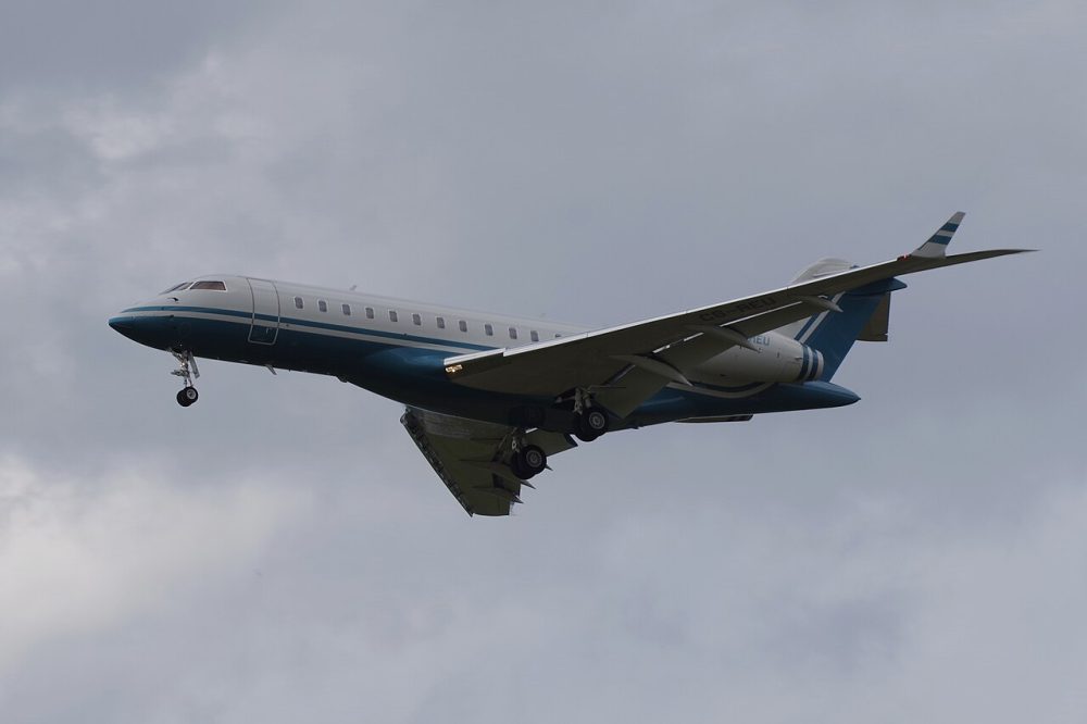 CS-REU — Bombardier Global Express
