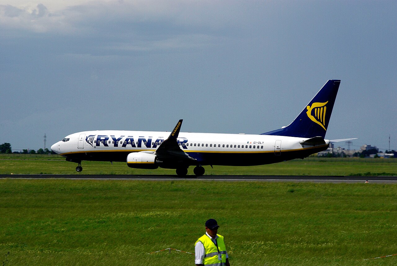EI-DLY