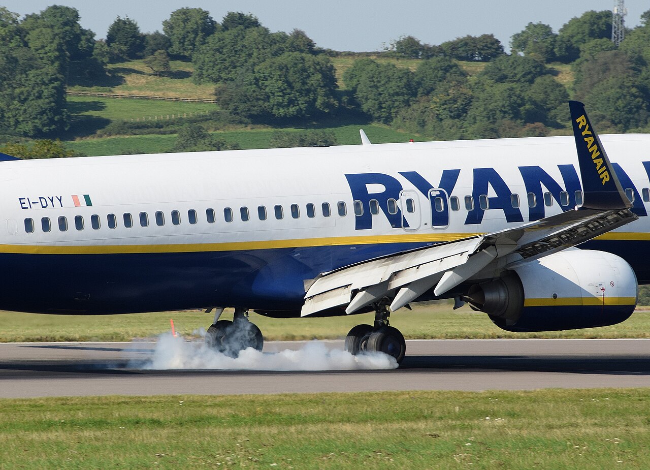 EI-DYY