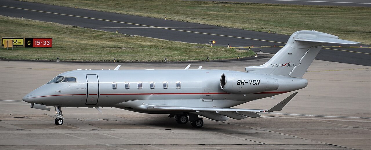 9H-VCN