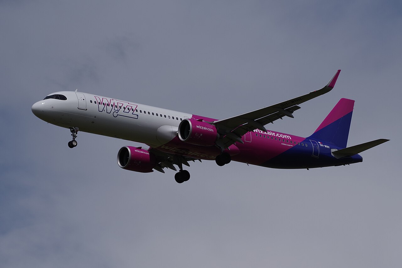 9H-WNH