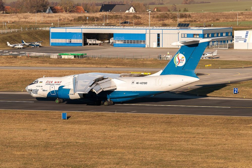 4K-AZ100 — IL-76