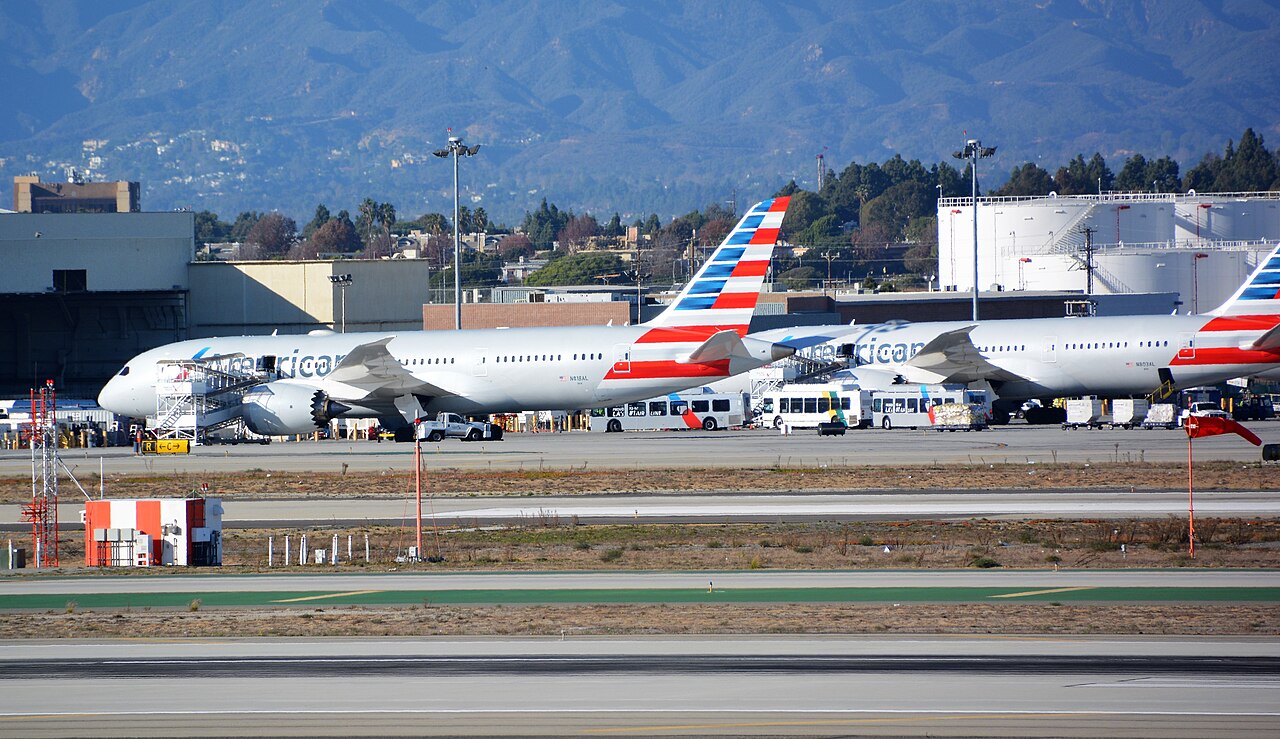 N818AL